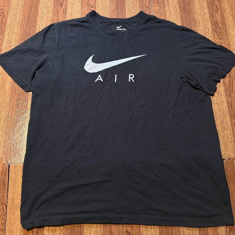 Nike Air Black Silver‎ Retro Sportswear Essential Shirt Fits small